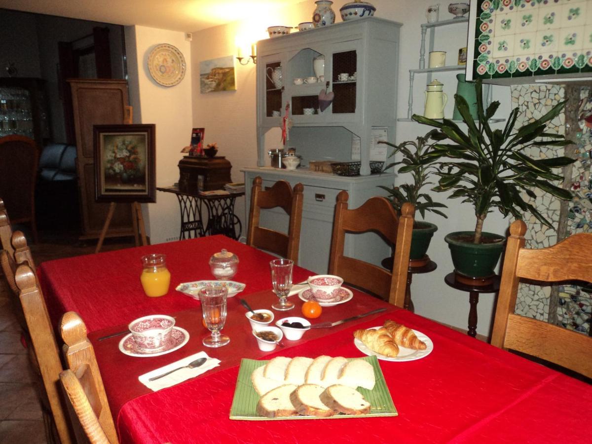 Bed and Breakfast Chez Julie Beaucamps-Ligny Exterior foto