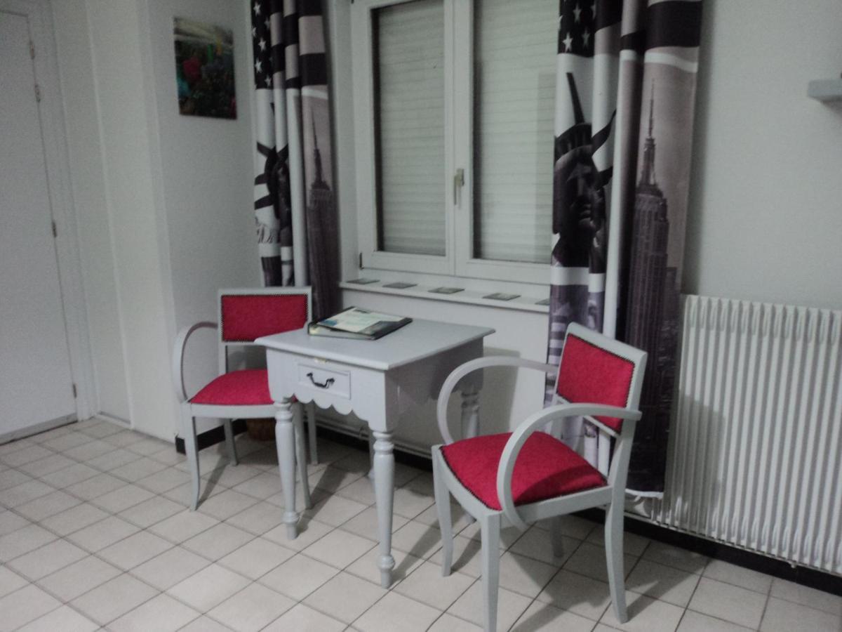 Bed and Breakfast Chez Julie Beaucamps-Ligny Exterior foto